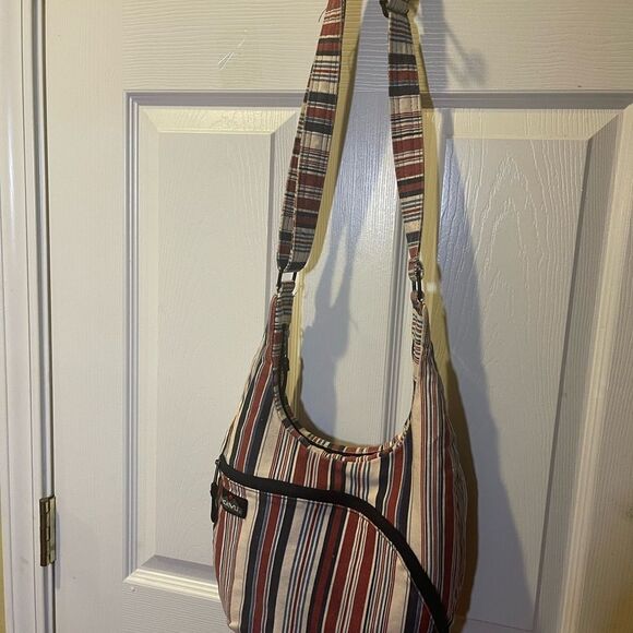 Kavu fabric Striped Shoulder Bag - Red, Blue, Cream. - Picture 3 of 11
